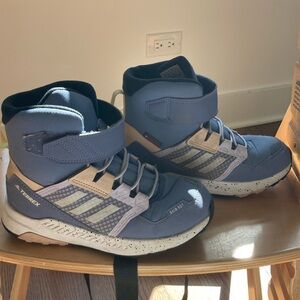 Adidas Girls Hiking Boot Waterproof